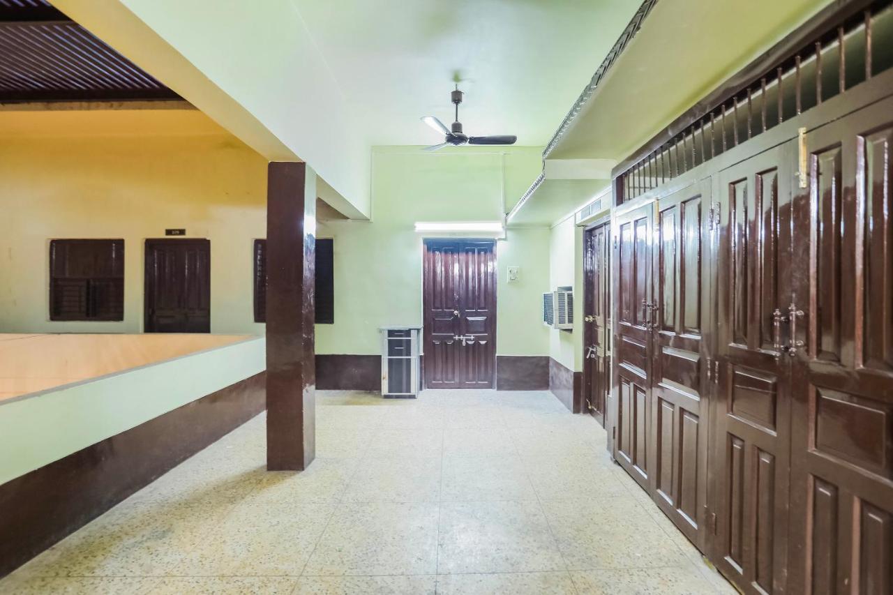 Spot On 64751 Hotel Shivani Palace Muthiganj Exterior photo