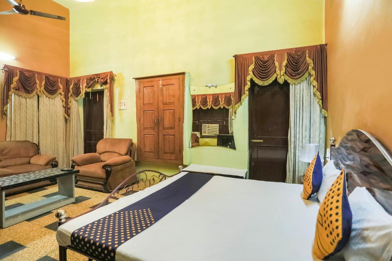 Spot On 64751 Hotel Shivani Palace Muthiganj Exterior photo